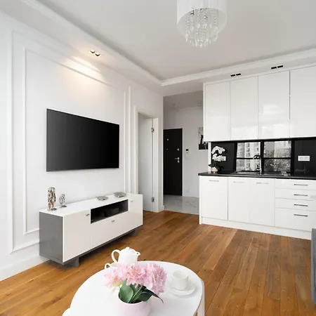 Apartment Golden - Luxury On Grzybowska 85-200 Warschau