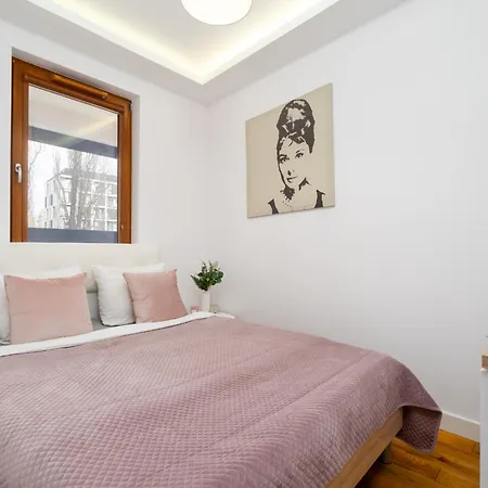 Golden - Luxury On Grzybowska 85-200 *