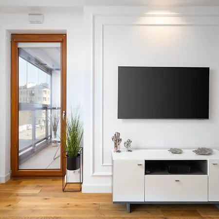 Apartamento - Great Location - Stylish One Bedroom - Center - 85-220 *
