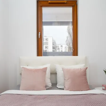 Golden - Luxury On Grzybowska 85-200